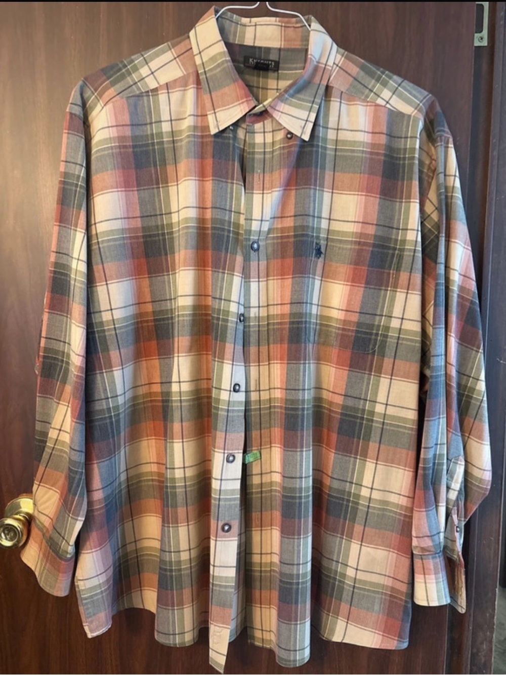 Knights Sportswear in rust/green/tan Men's Plaid Button-Down Shirt